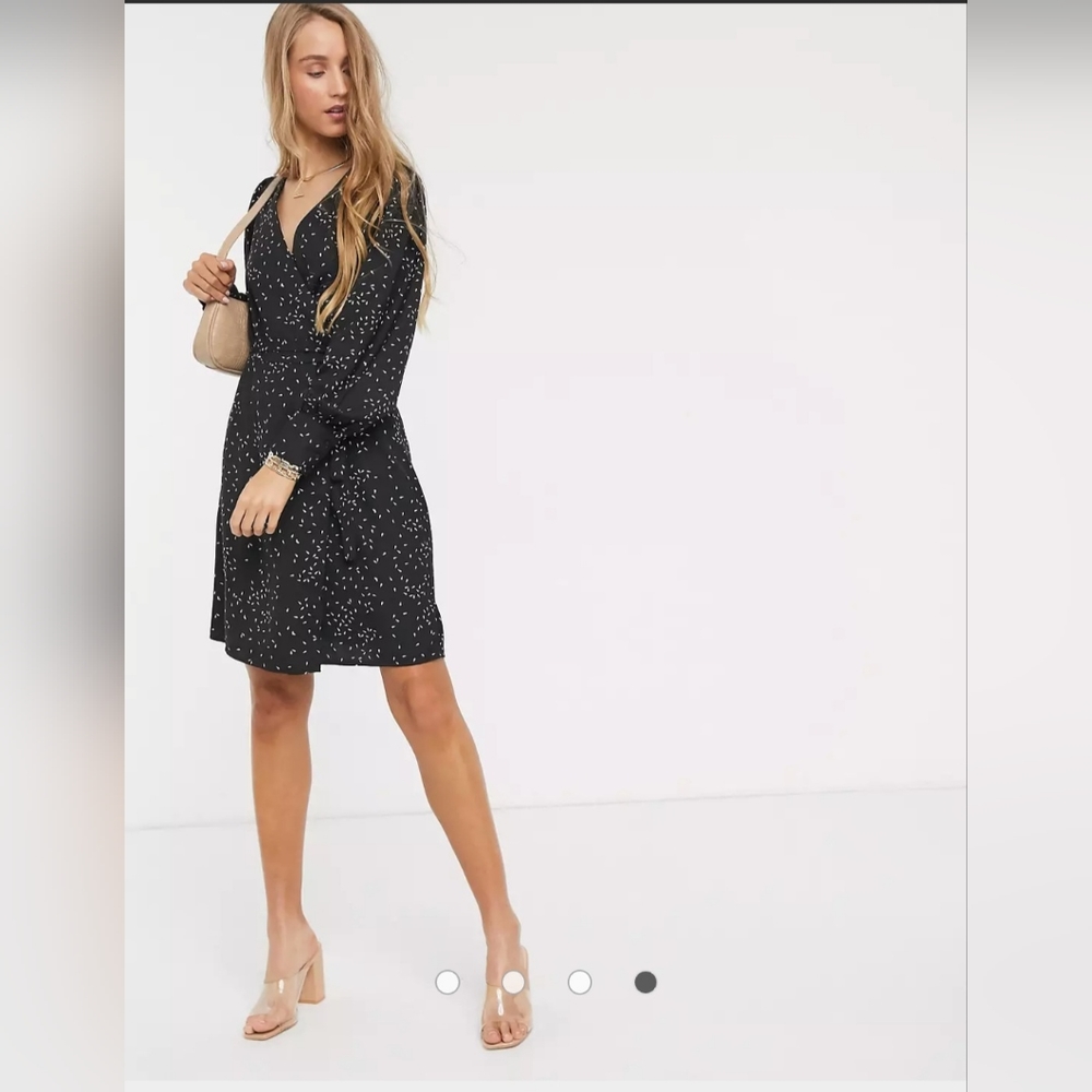 New Vera Moda Dress